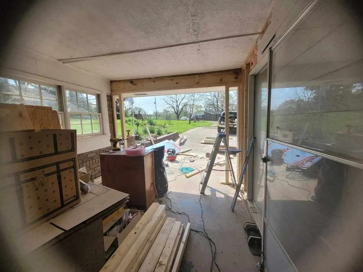 Air movers and dehumidifier for Water Mitigation Services in Laurel